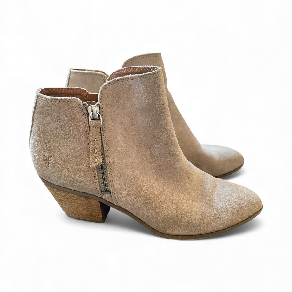 FRYE Boots Ankle Booties Women 7.5 Oatmeal Suede Leather Western Grunge Cowgirl